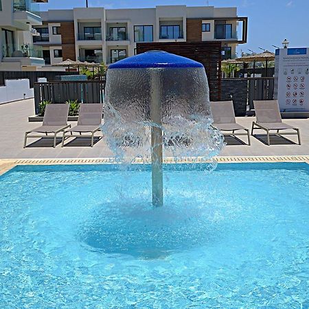 Golden Tree Apartment Paralimni Esterno foto