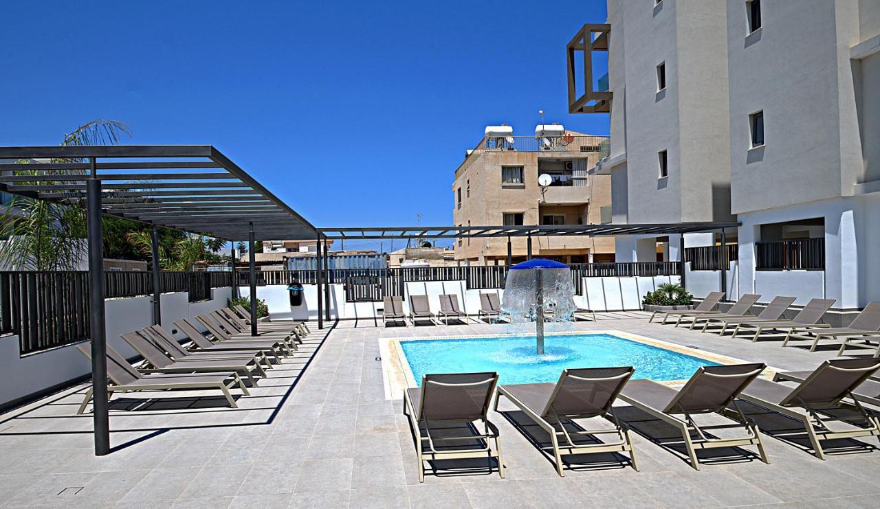 Golden Tree Apartment Paralimni Esterno foto