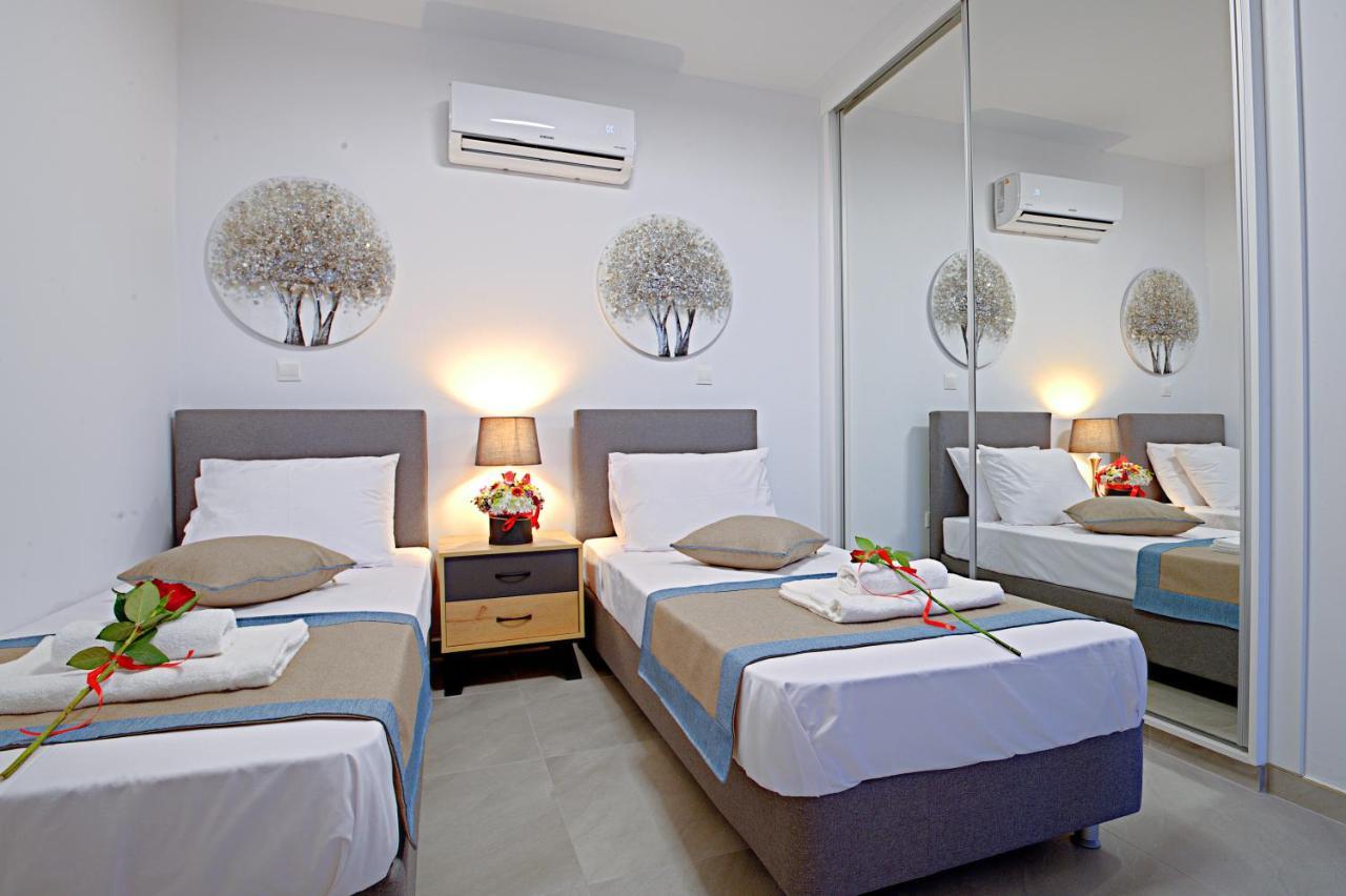 Golden Tree Apartment Paralimni Esterno foto