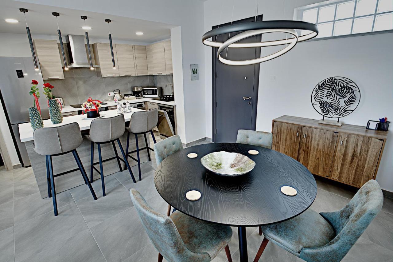Golden Tree Apartment Paralimni Esterno foto