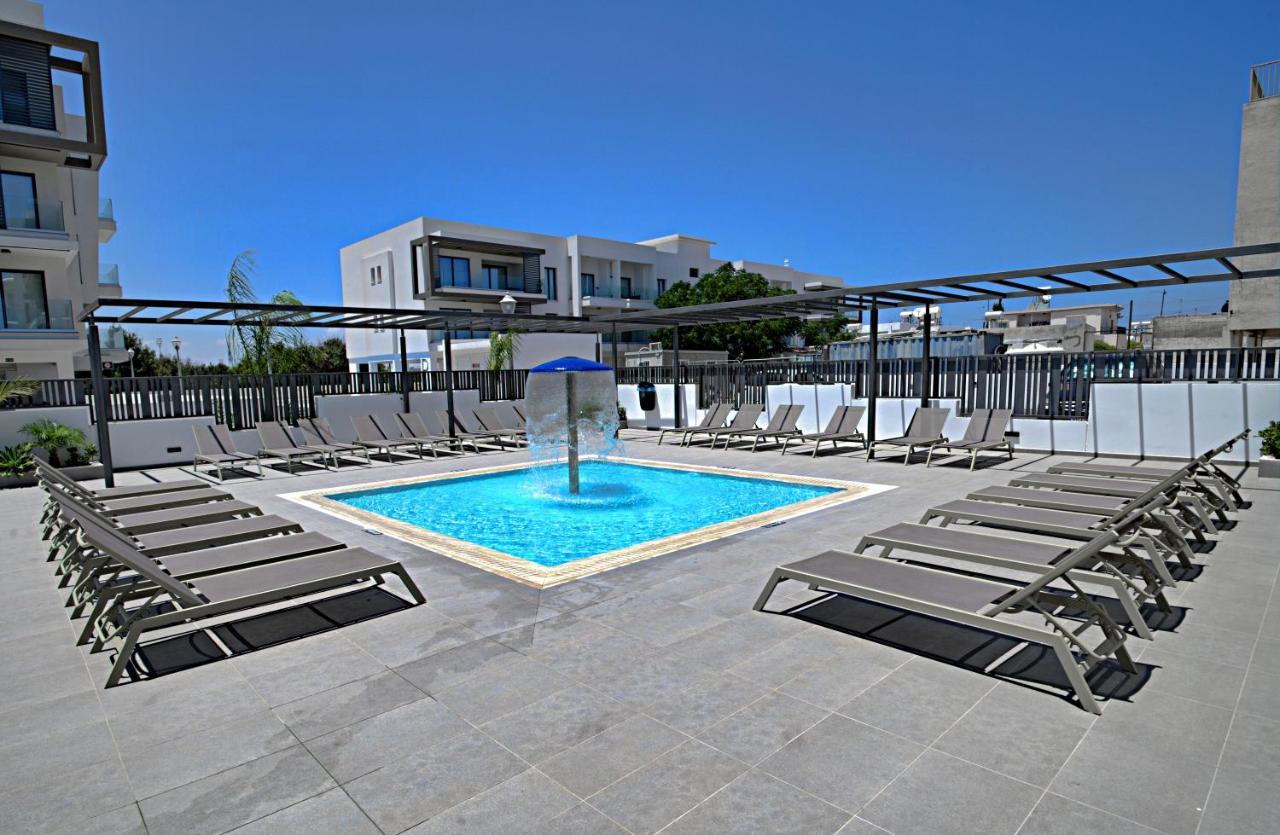 Golden Tree Apartment Paralimni Esterno foto