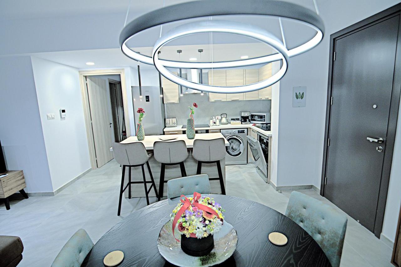 Golden Tree Apartment Paralimni Esterno foto